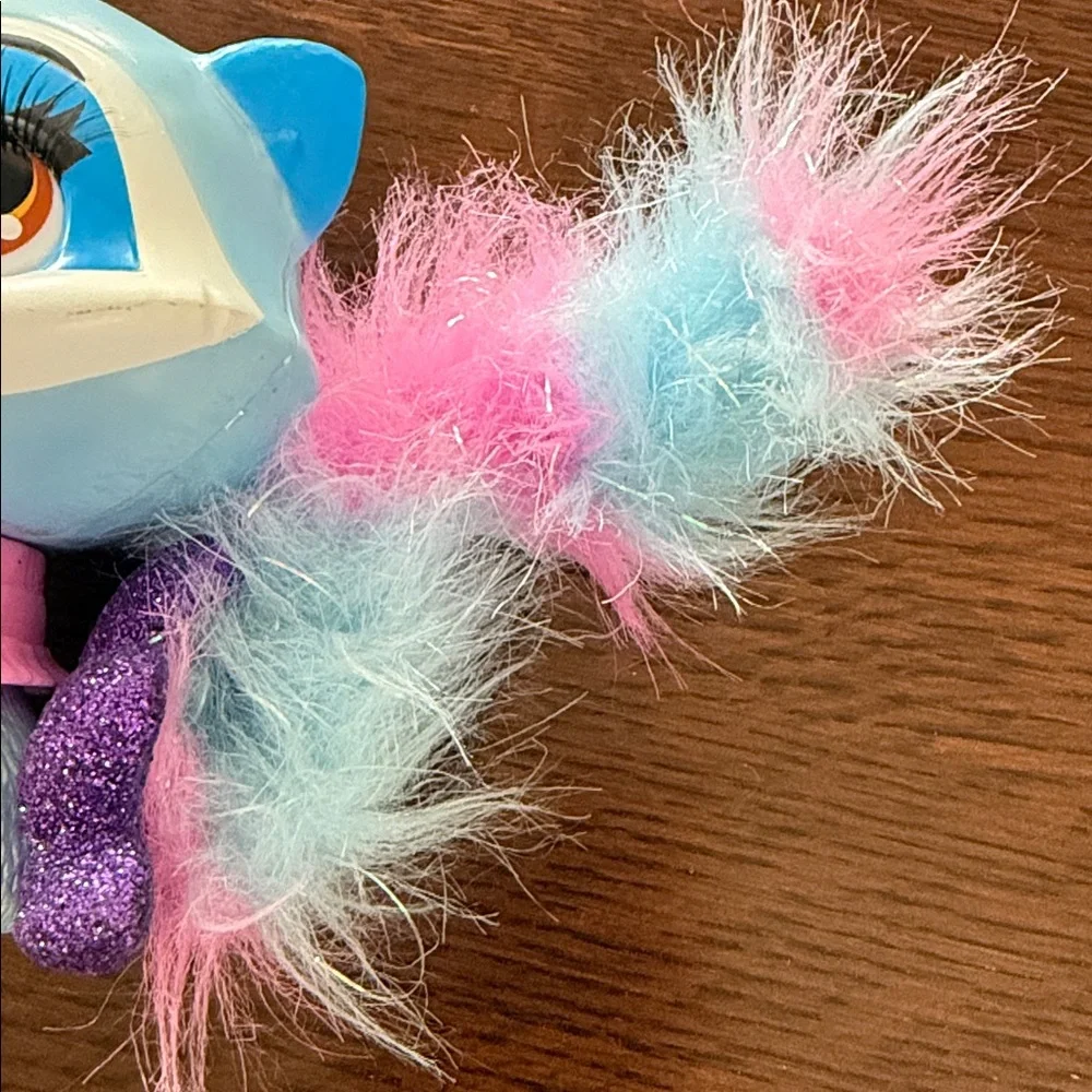 Disney Princess Palace Pets Windlflower the raccoon action doll figure. 4 inches